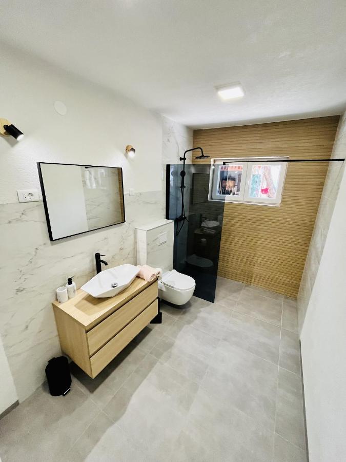 Apartments And Rooms With Parking Space Makarska - 18028 المظهر الخارجي الصورة