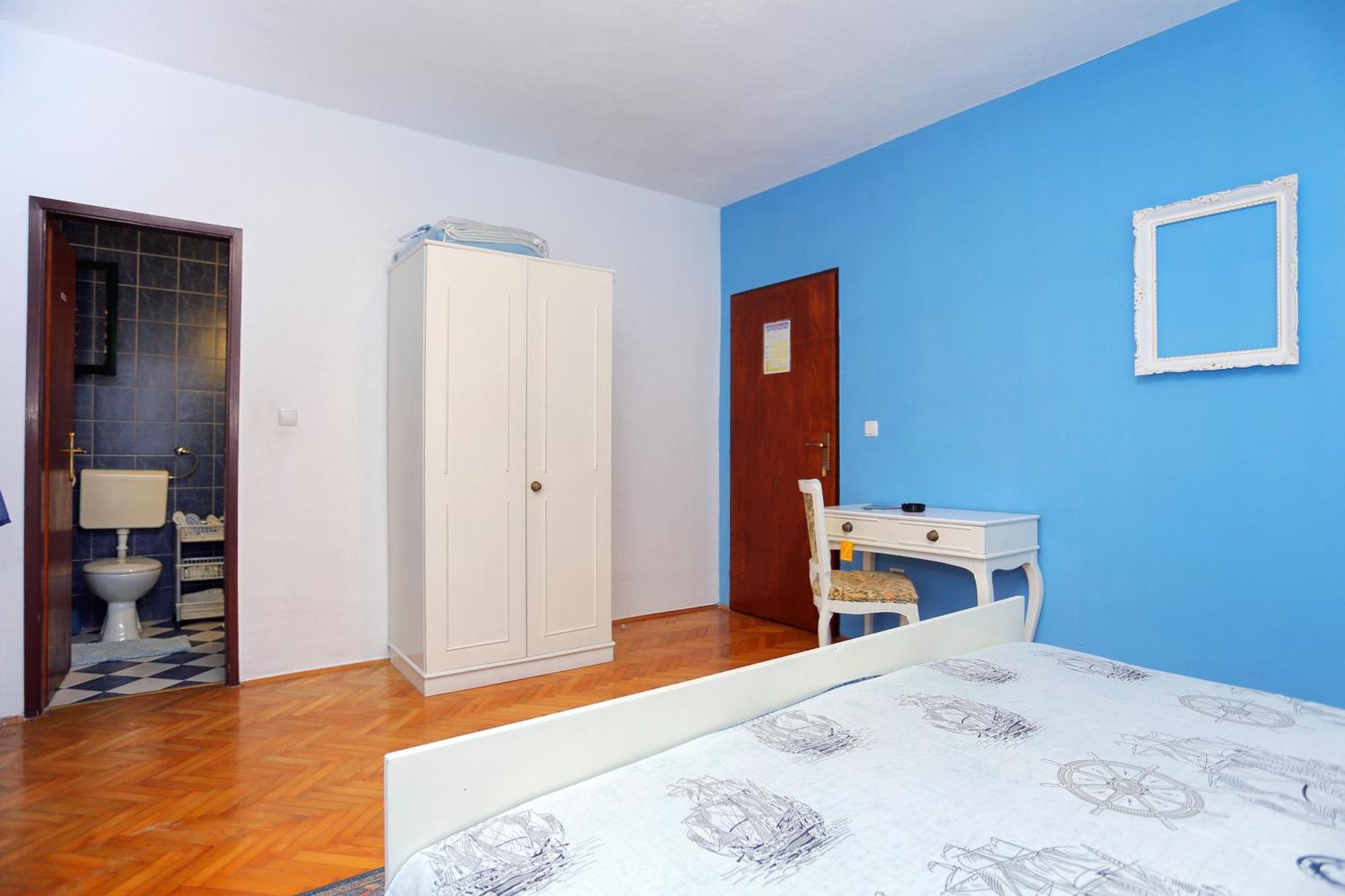 Apartments And Rooms With Parking Space Makarska - 18028 الغرفة الصورة